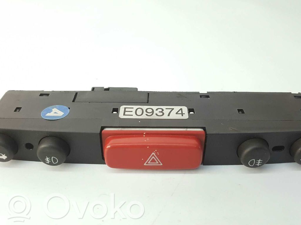 Alfa Romeo 147 Hazard light switch 