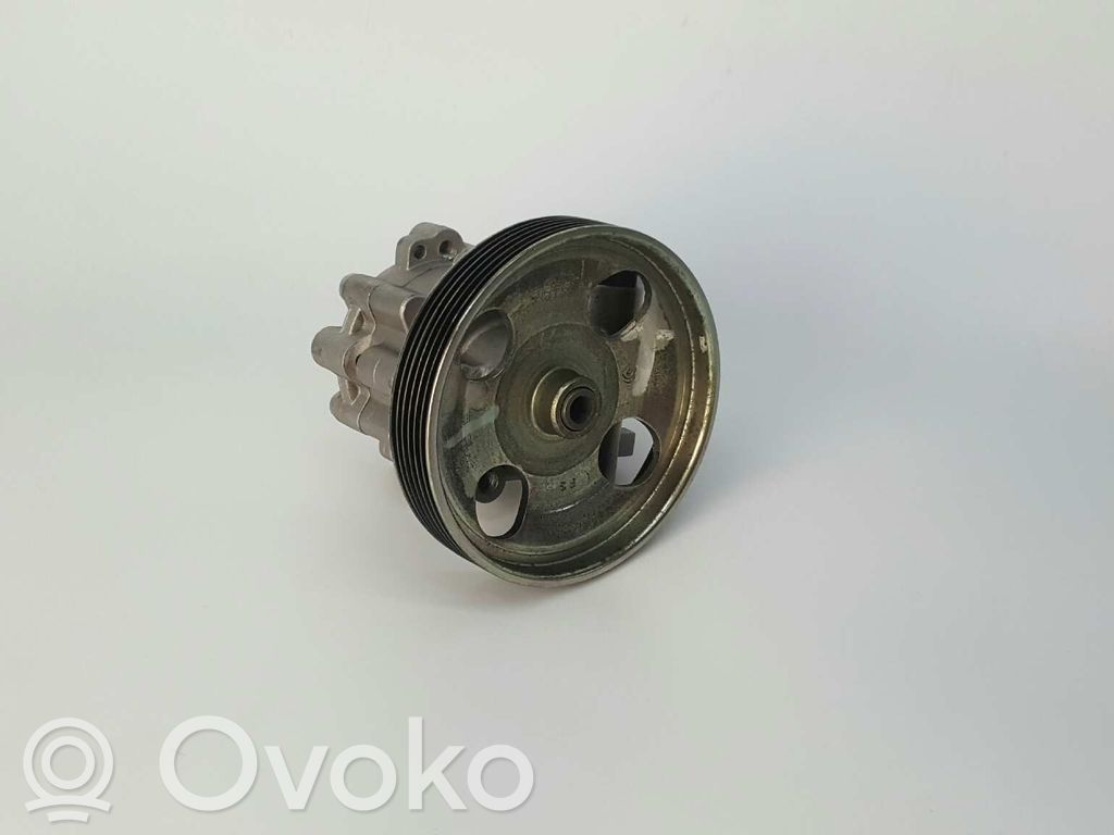 Citroen C5 Power steering pump 