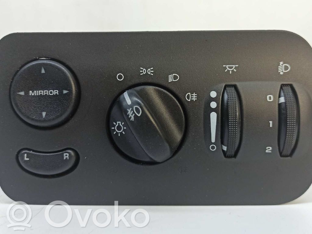 Panel lighting control switch   ZL711DVAA,0YD111DVAA