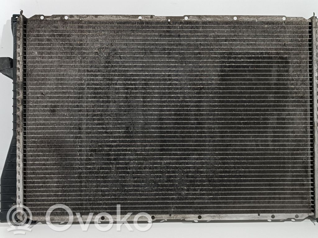 BMW 5 E39 Coolant radiator 