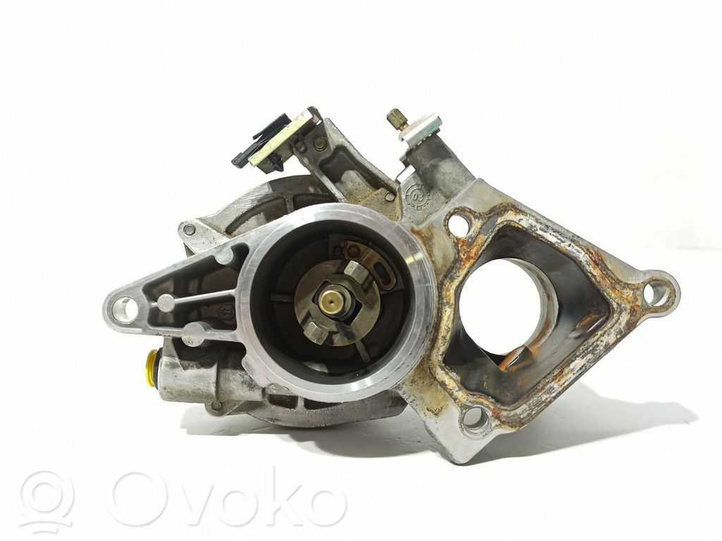 Vacuum pump   1468762