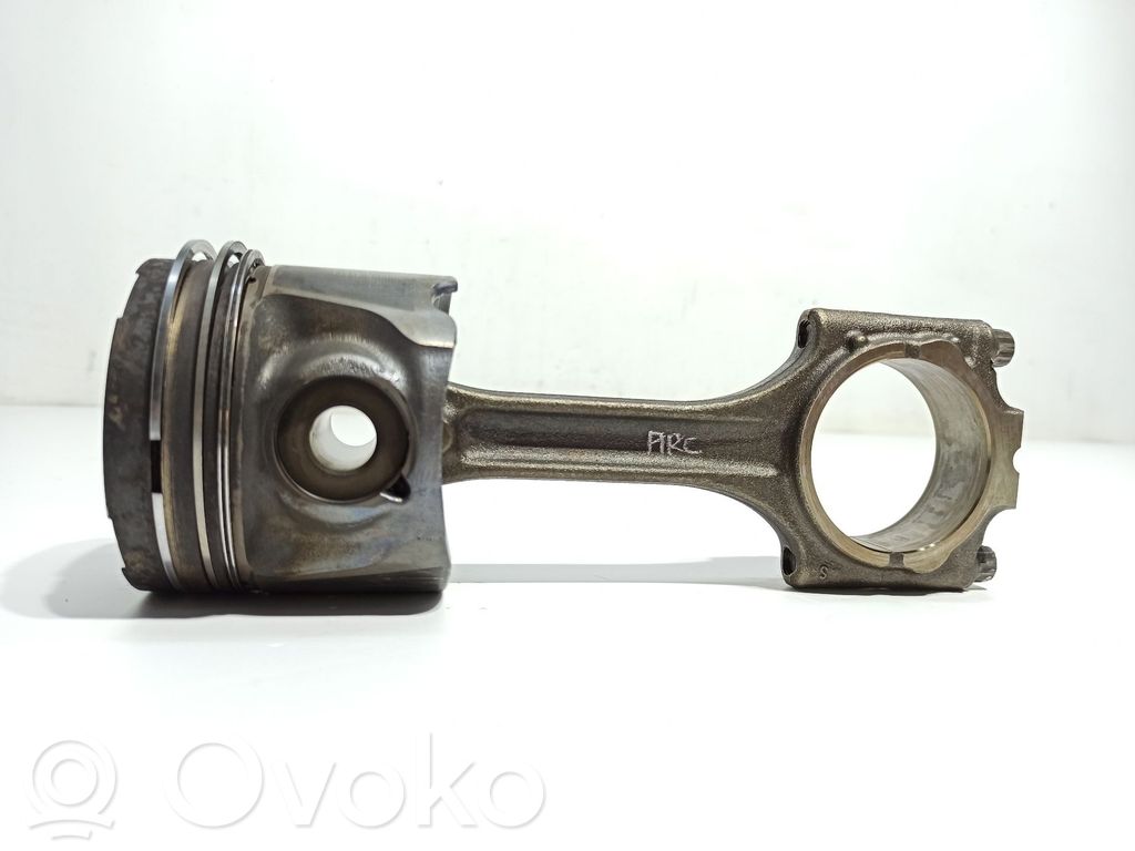 Volvo XC90 Soporte de montaje de la caja de cambios 