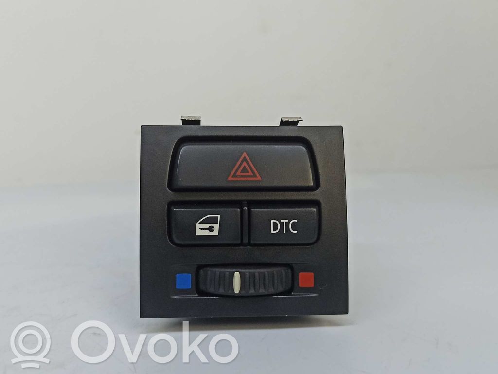 Botón interruptor de luz de peligro   61319196714,9132421,549549533