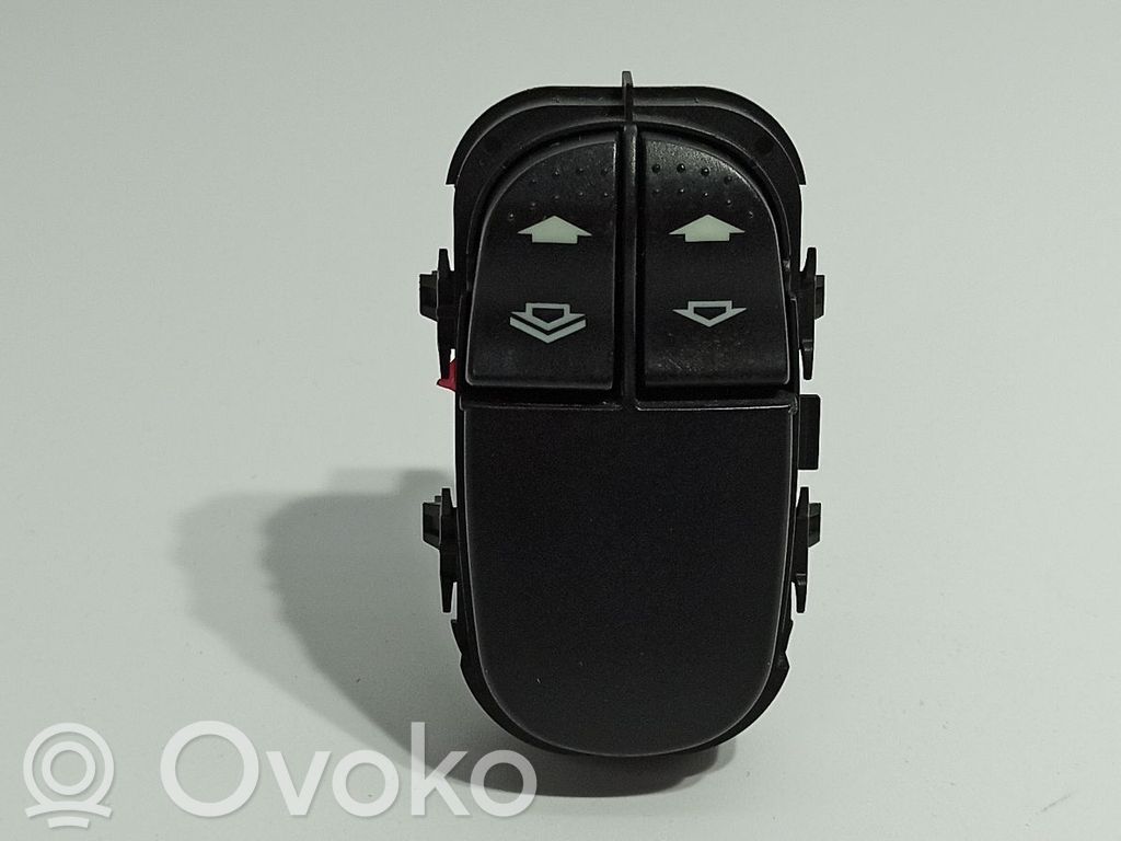 Ford Focus Electric window control switch 