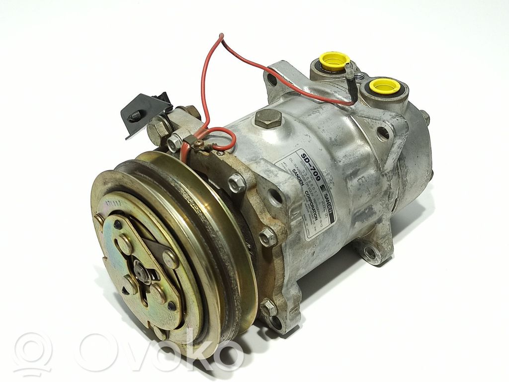 Renault 19 Air conditioning (A/C) compressor (pump) 