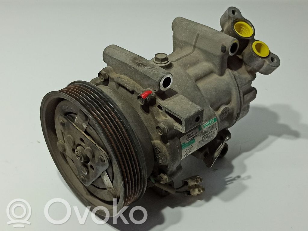 Renault Clio III Compresor (pompă) aer condiționat (A/C) 