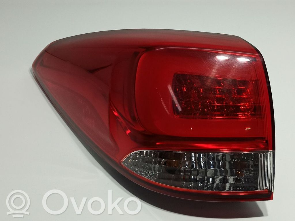 KIA Carens III Takavalot