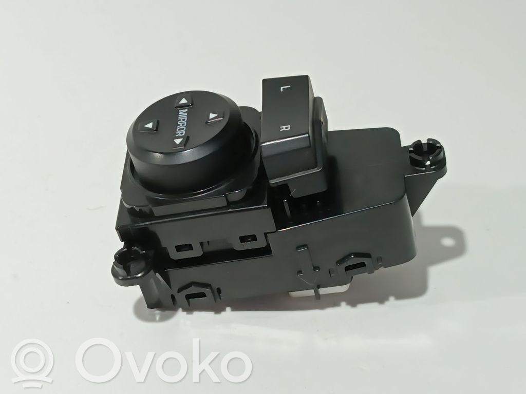 Hyundai Tucson TL Interruptor del espejo lateral 