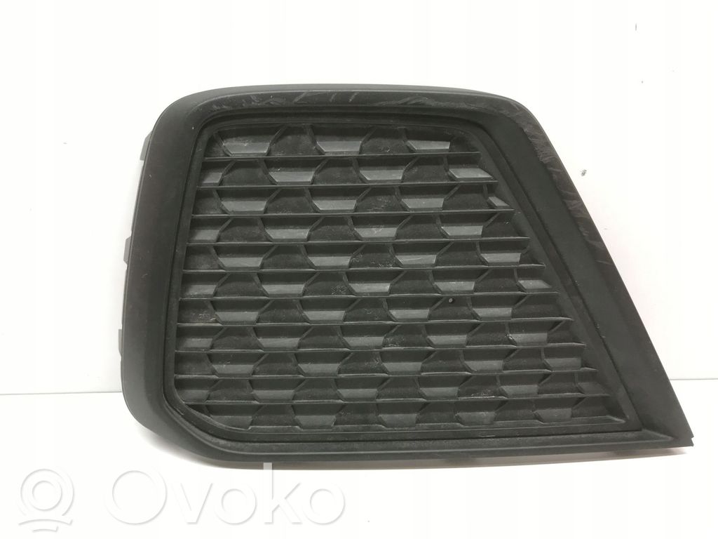 Audi A1 Front bumper lower grill 