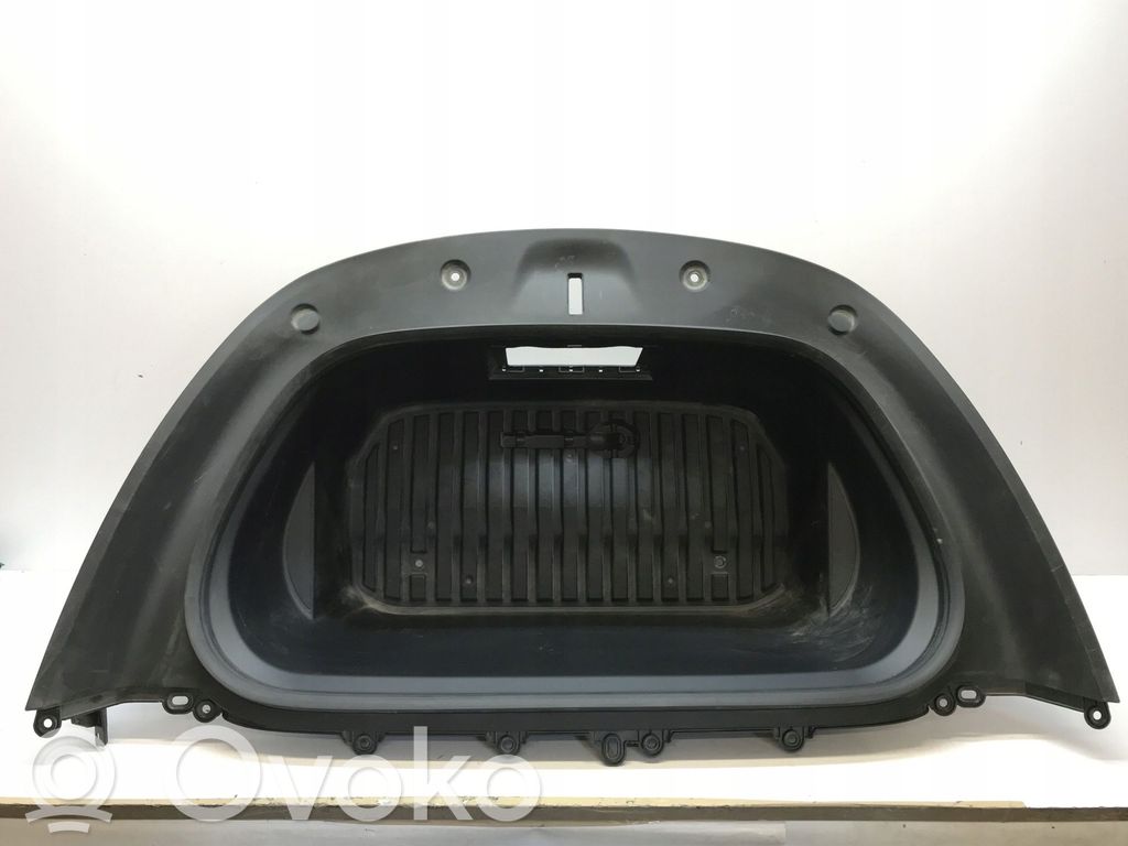 Tesla Model Y Tailgate/boot cover trim set 