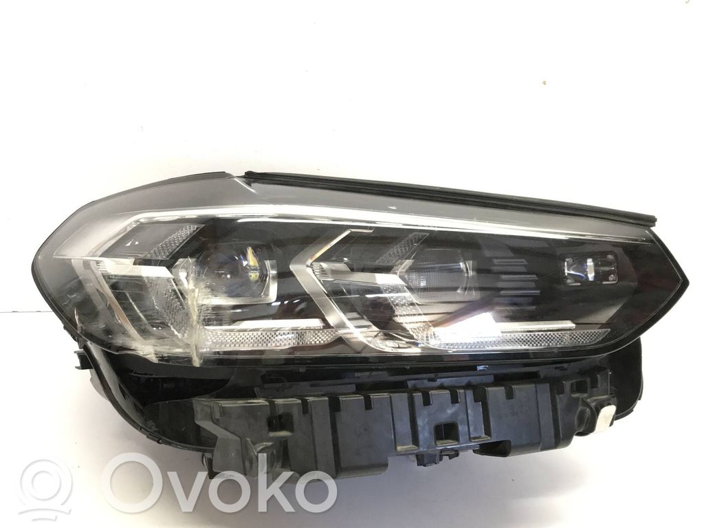 BMW X3 G01 Lampa przednia 