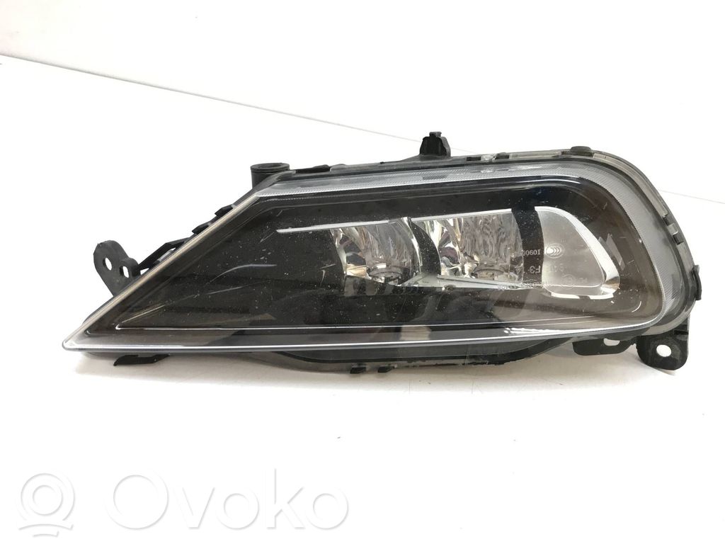 Volvo S90, V90 Etusumuvalo 