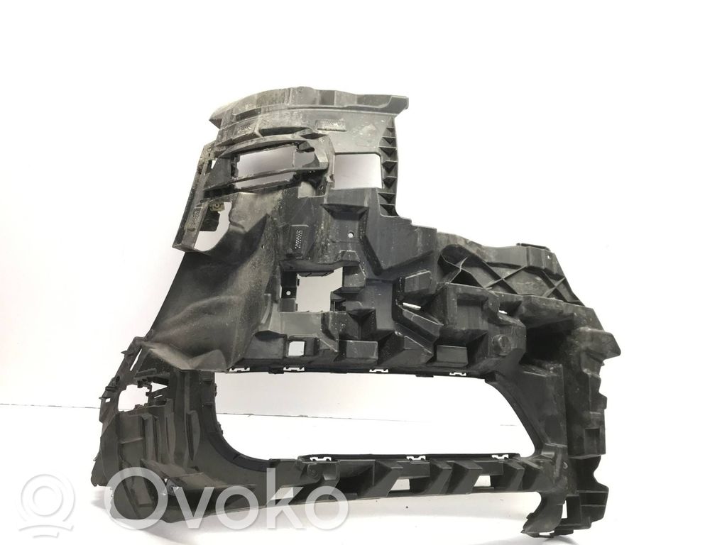 BMW X7 G07 Etupuskurin kannake 