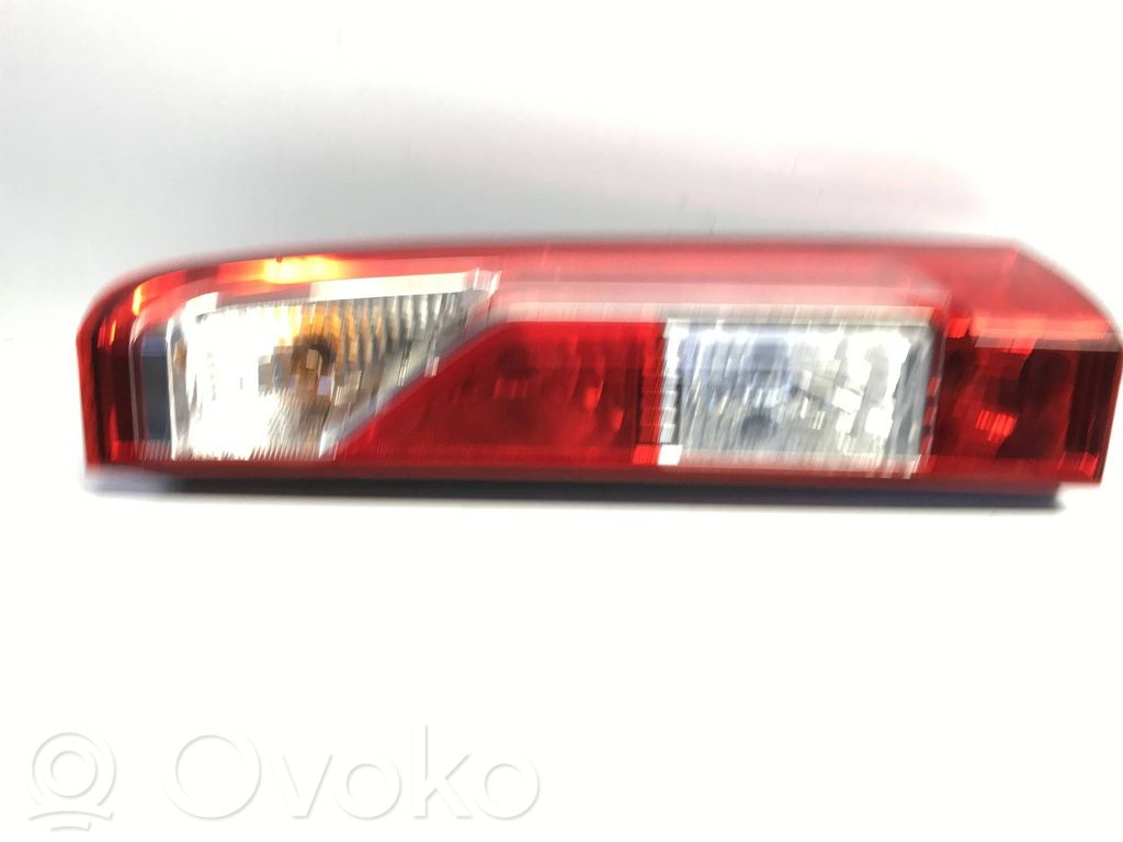 Renault Master III Rear/tail lights 