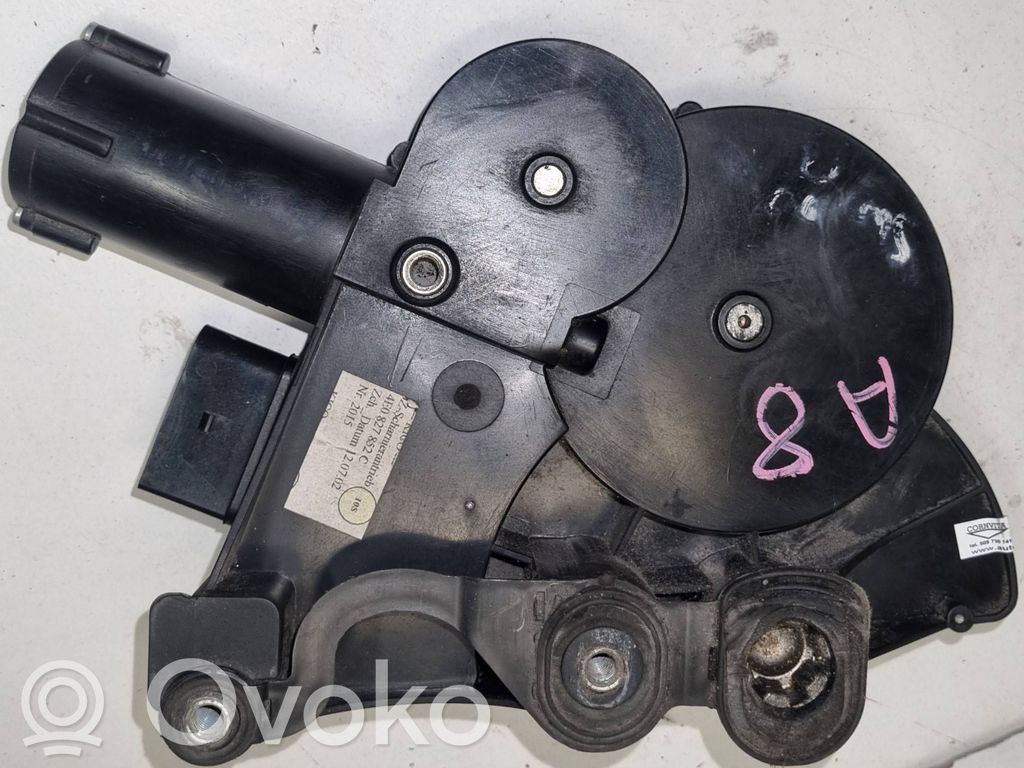 Audi A8 S8 D3 4E Motor de apertura del maletero/compartimento de carga 