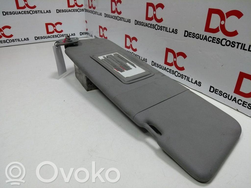 Sun visor