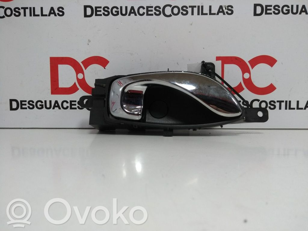 Renault Koleos I Manecilla interna puerta delantera 