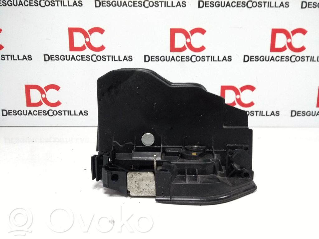 Takaoven lukko   7202147,A053702