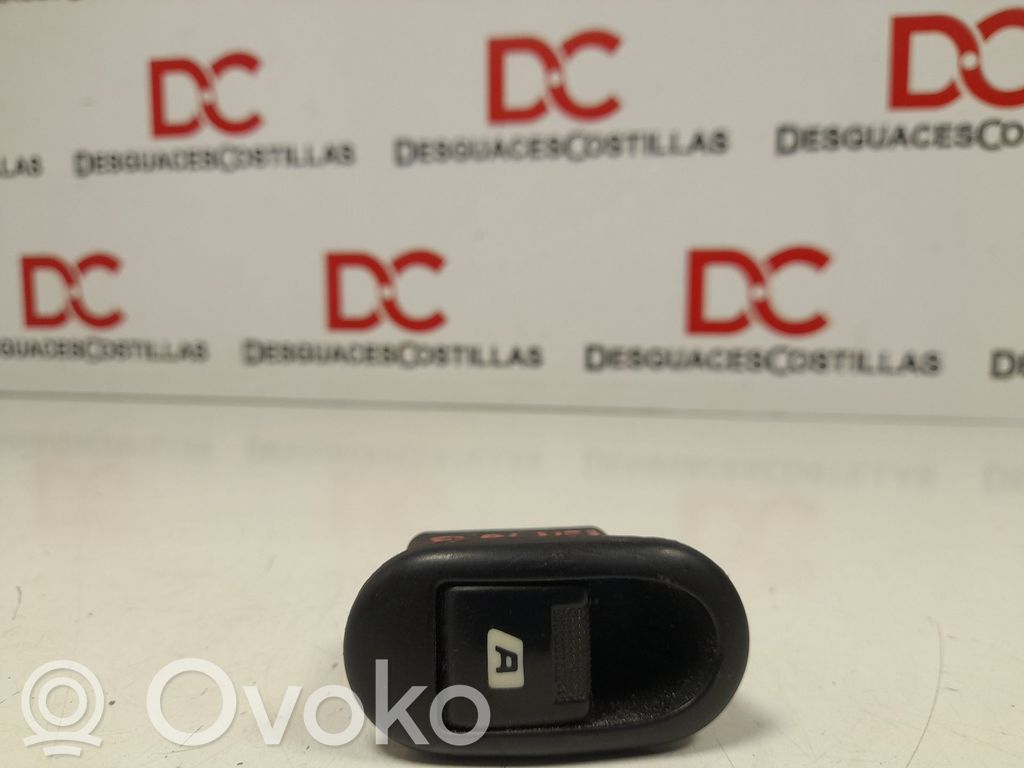Citroen C3 Electric window control switch 