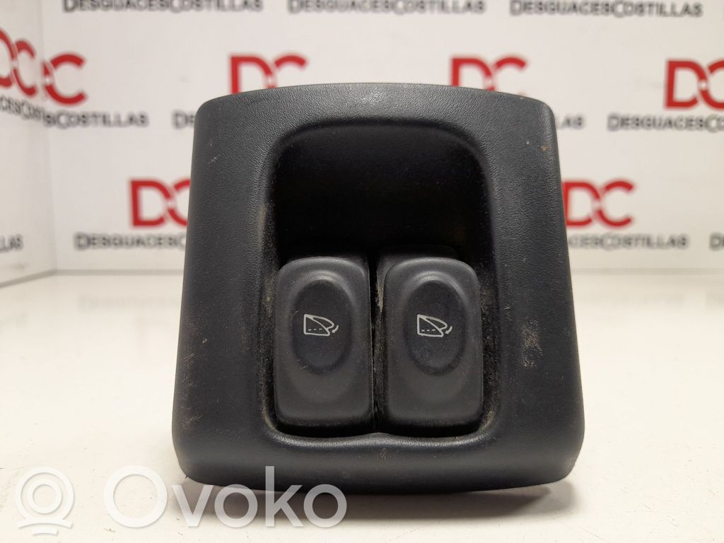 Renault Megane I Electric window control switch 