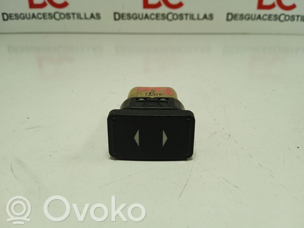 Ford Focus Electric window control switch 