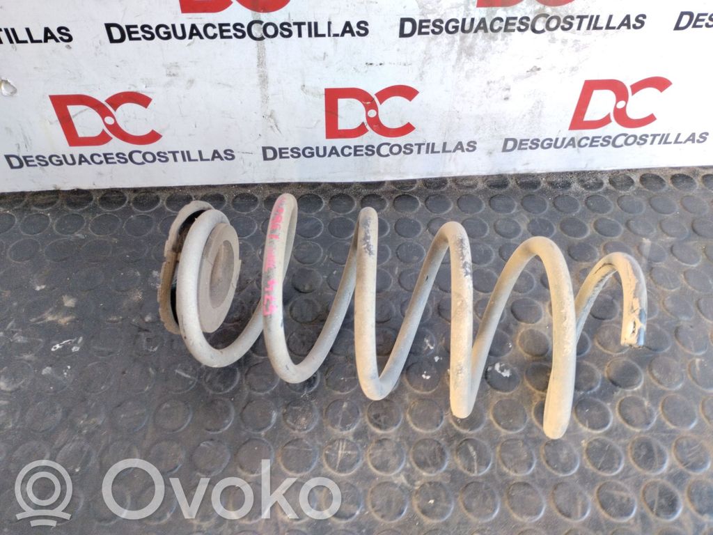 Opel Corsa D Etukierrejousi 