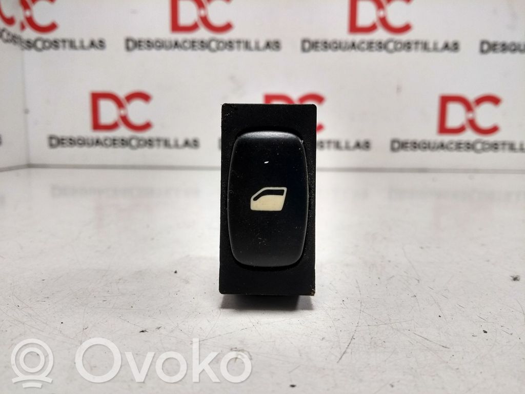 Opel Monterey Electric window control switch 