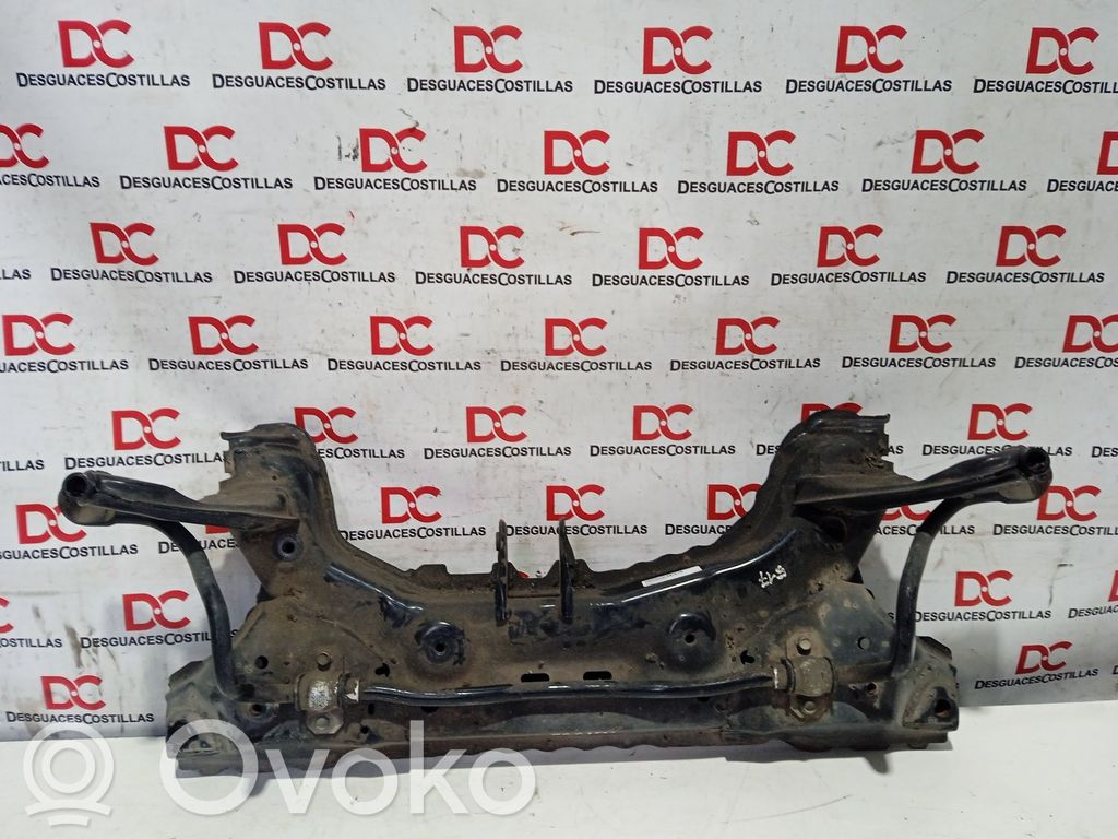 Mazda 2 Priekinis traversas 