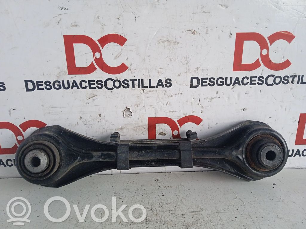 Brazo de suspensión trasero   33326777980