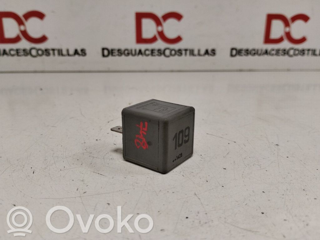 Módulo de fusible   1J0906381A
