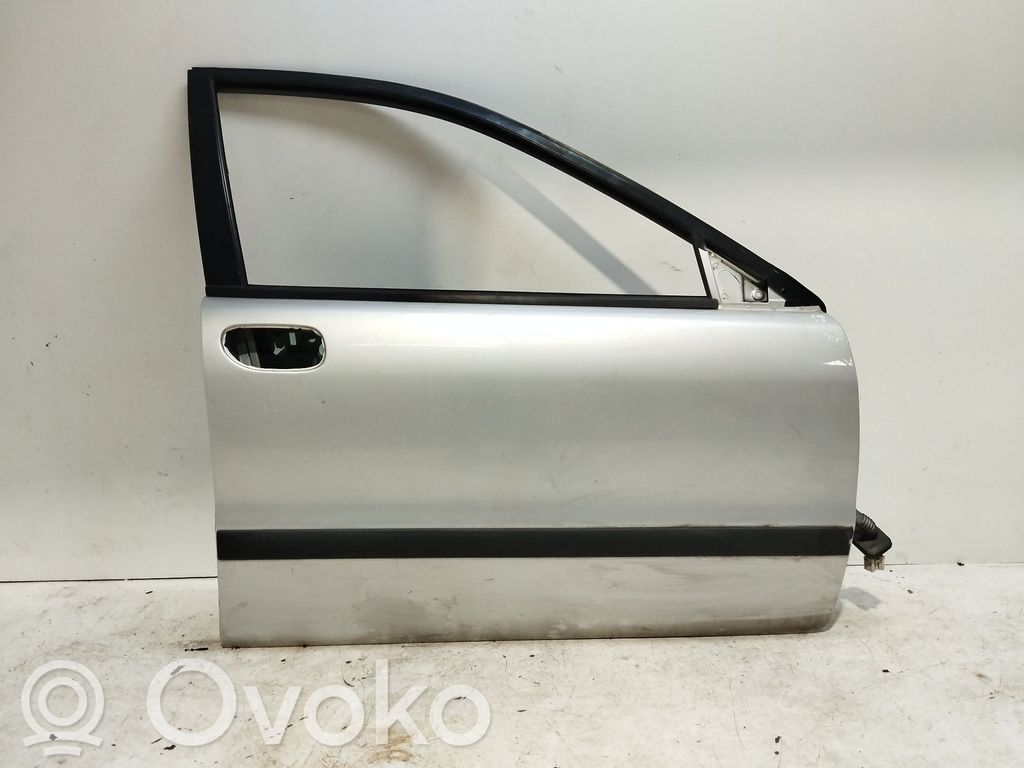 Volvo S40, V40 Puerta delantera 