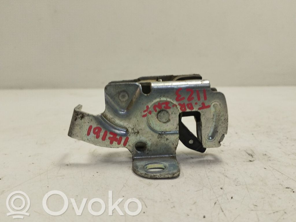 Peugeot Bipper Galinių durų spyna 