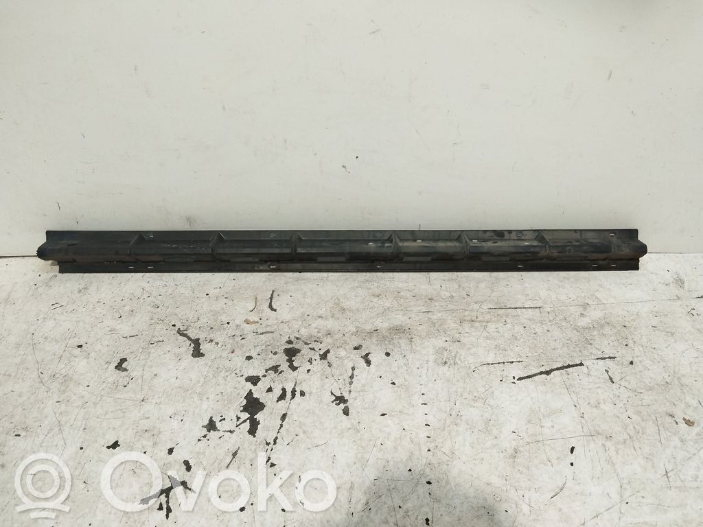 BMW X5 E70 Sill 