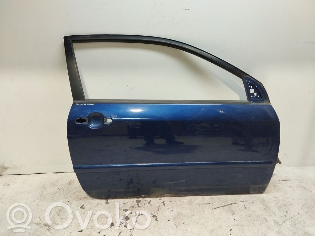Toyota Corolla Verso E121 Priekinės durys 