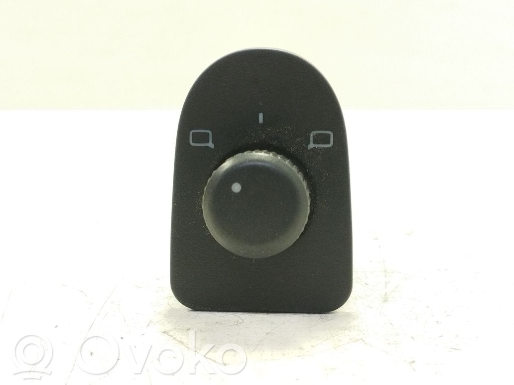 Seat Toledo II (1M) Interruptor del espejo lateral 