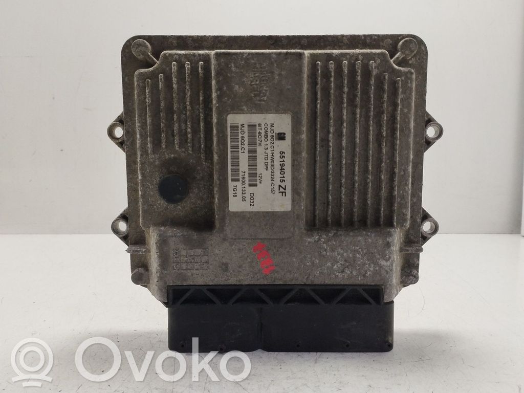 Unidad de control/módulo del motor   55194015ZF