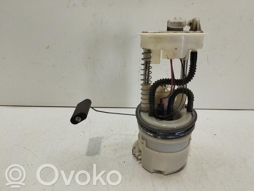 Nissan Qashqai+2 Pompa carburante immersa 