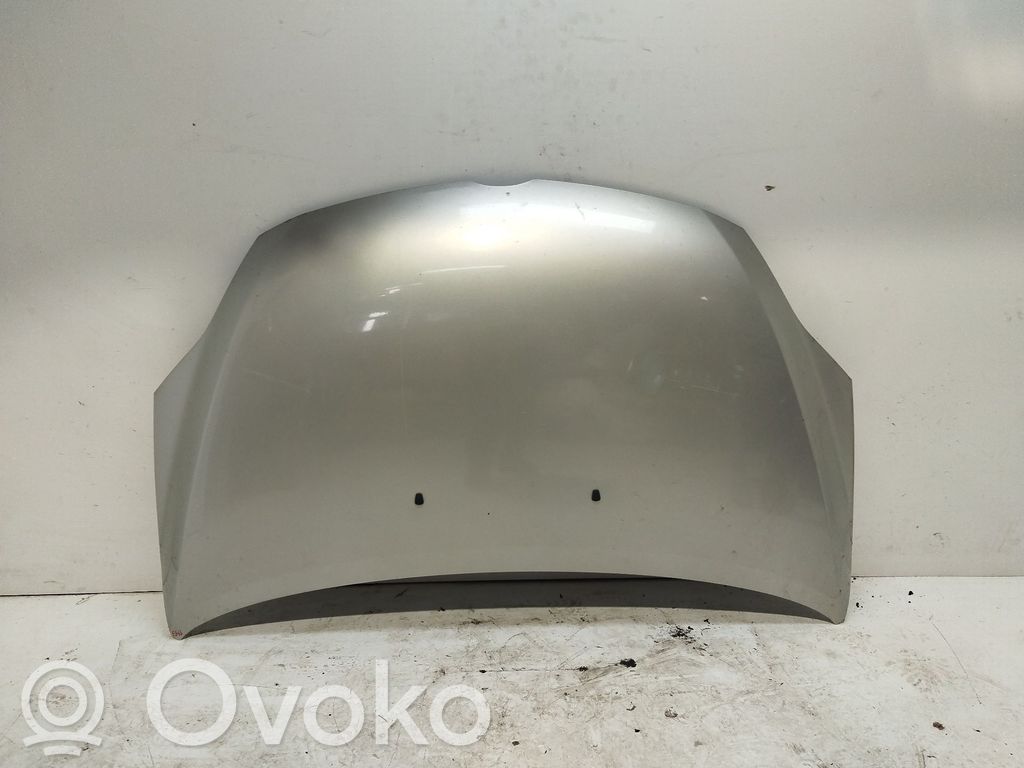 Mazda 5 Капот двигателя 
