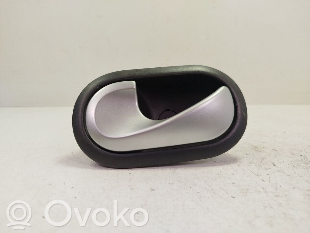 Manecilla interna puerta trasera   8200310579