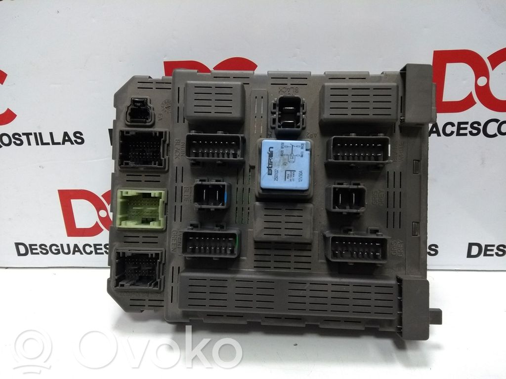 Peugeot 607 Unidad de control del BSM 