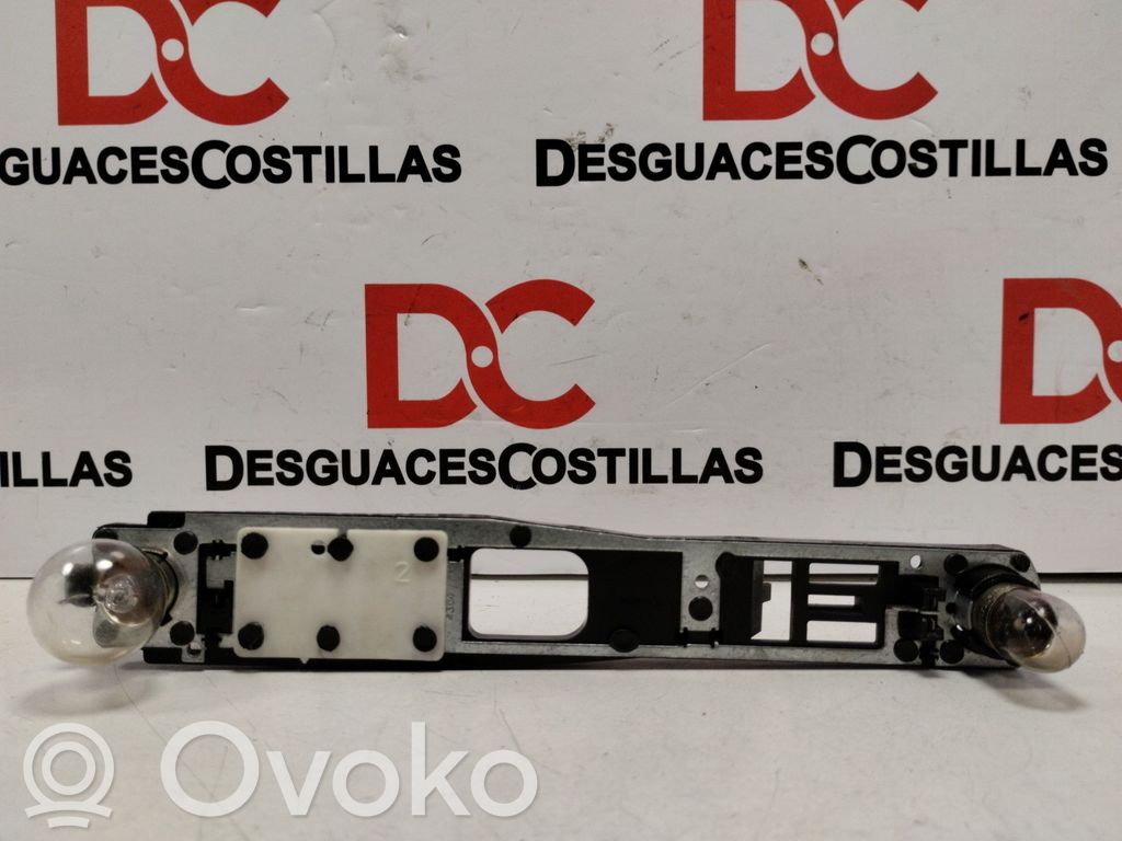 Citroen C5 Aizmugures spuldzes vāka turētājs 