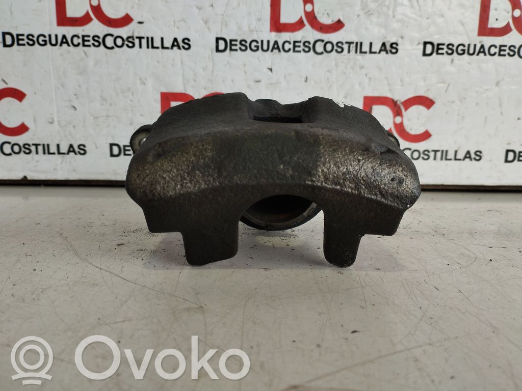Toyota Auris 150 Priekinis suportas 