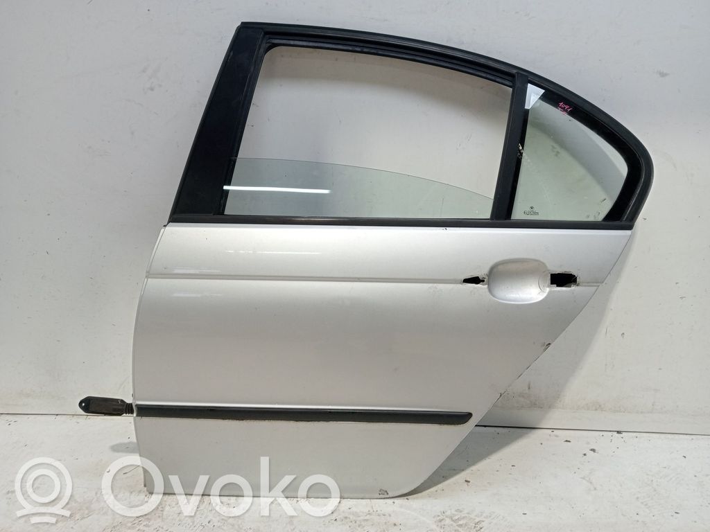 BMW 3 E46 Aizmugurējās durvis 