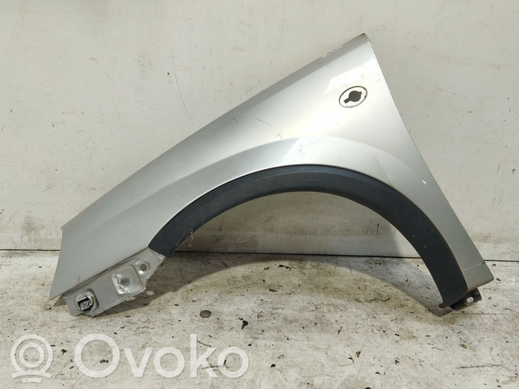 Opel Corsa C Sparnas 