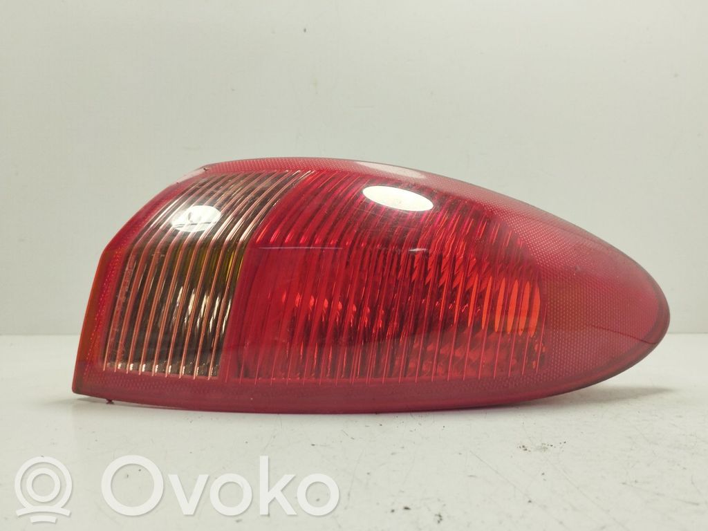 Alfa Romeo 147 Lampă spate în caroserie 