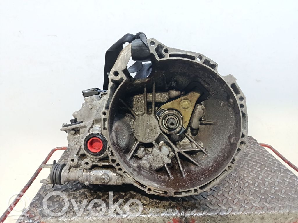 Nissan Almera N16 Manualna 5-biegowa skrzynia biegów 