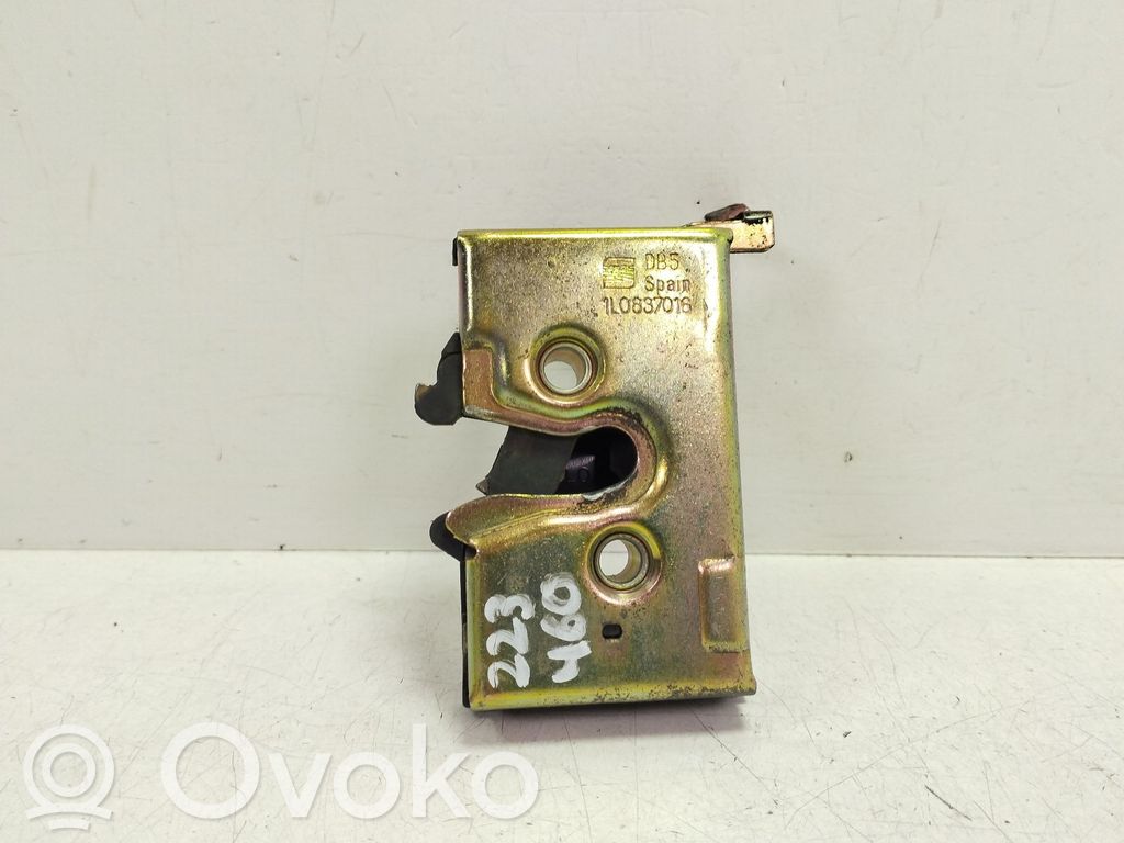 Zamek drzwi przednich   1L0337016