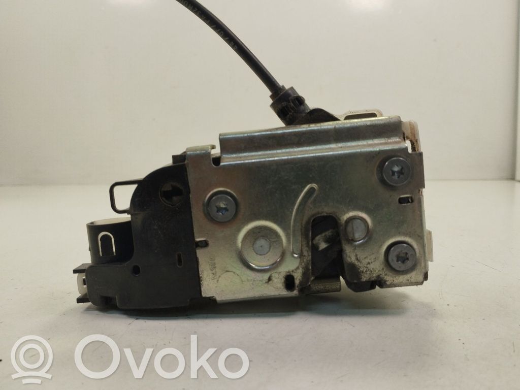 Citroen C3 Front door lock 