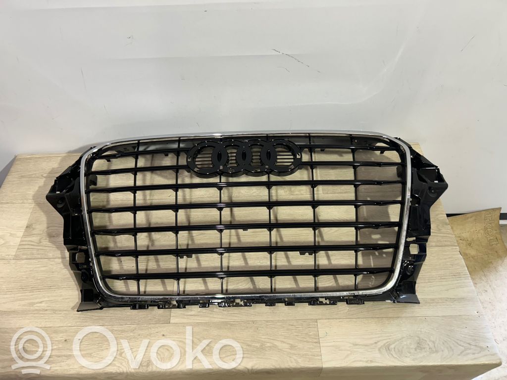Audi A3 S3 8V Etupuskurin ylempi jäähdytinsäleikkö 