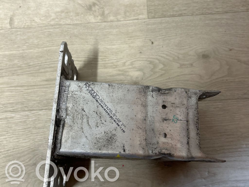 Audi A4 S4 B9 Priekšpusē bampera amortizators 